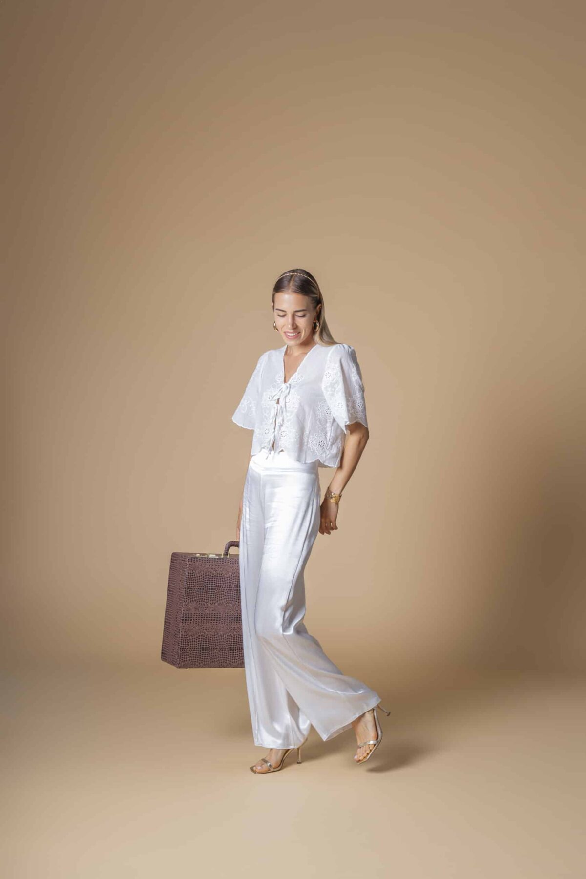 White satin trousers - Image 3