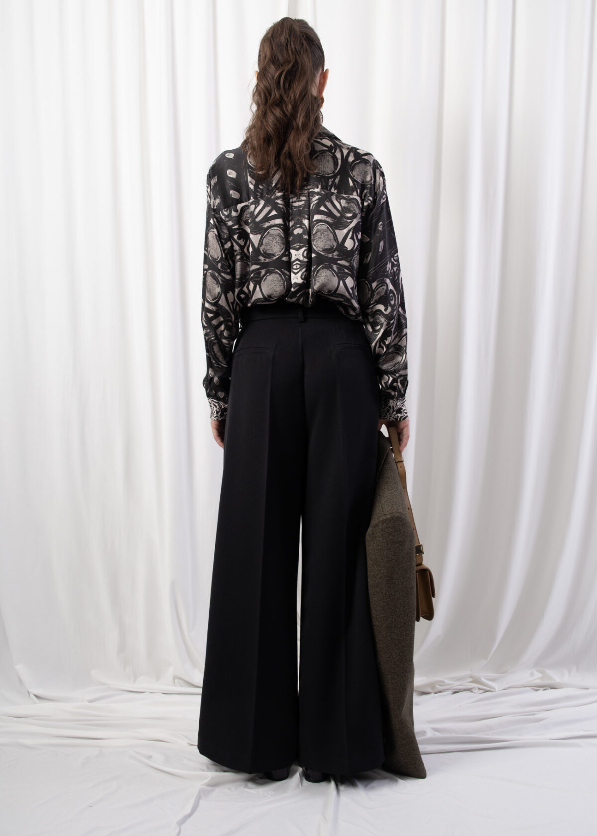 High Rise Pleated Trousers - Image 4