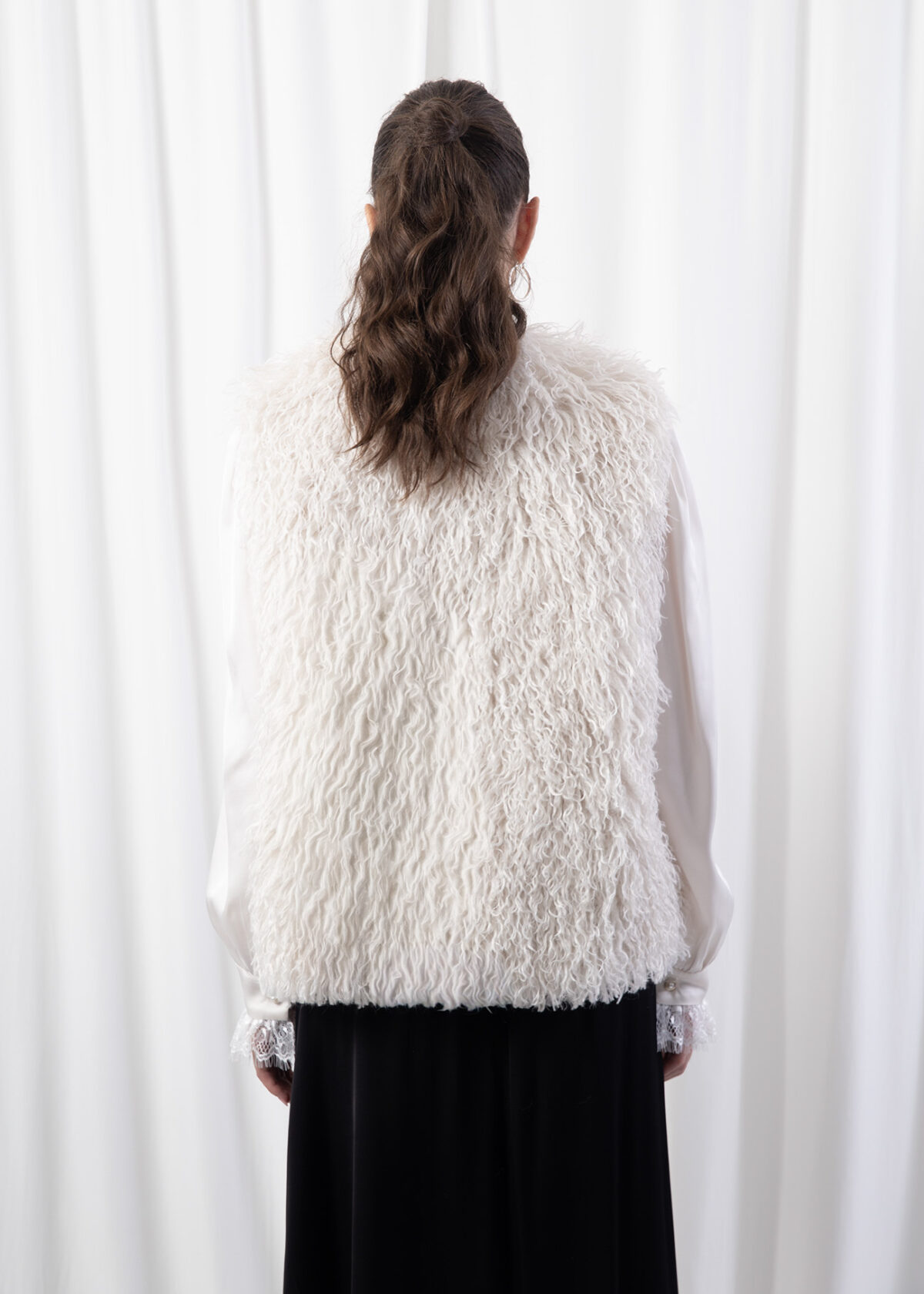Mongolia Fur Gilet - Image 8