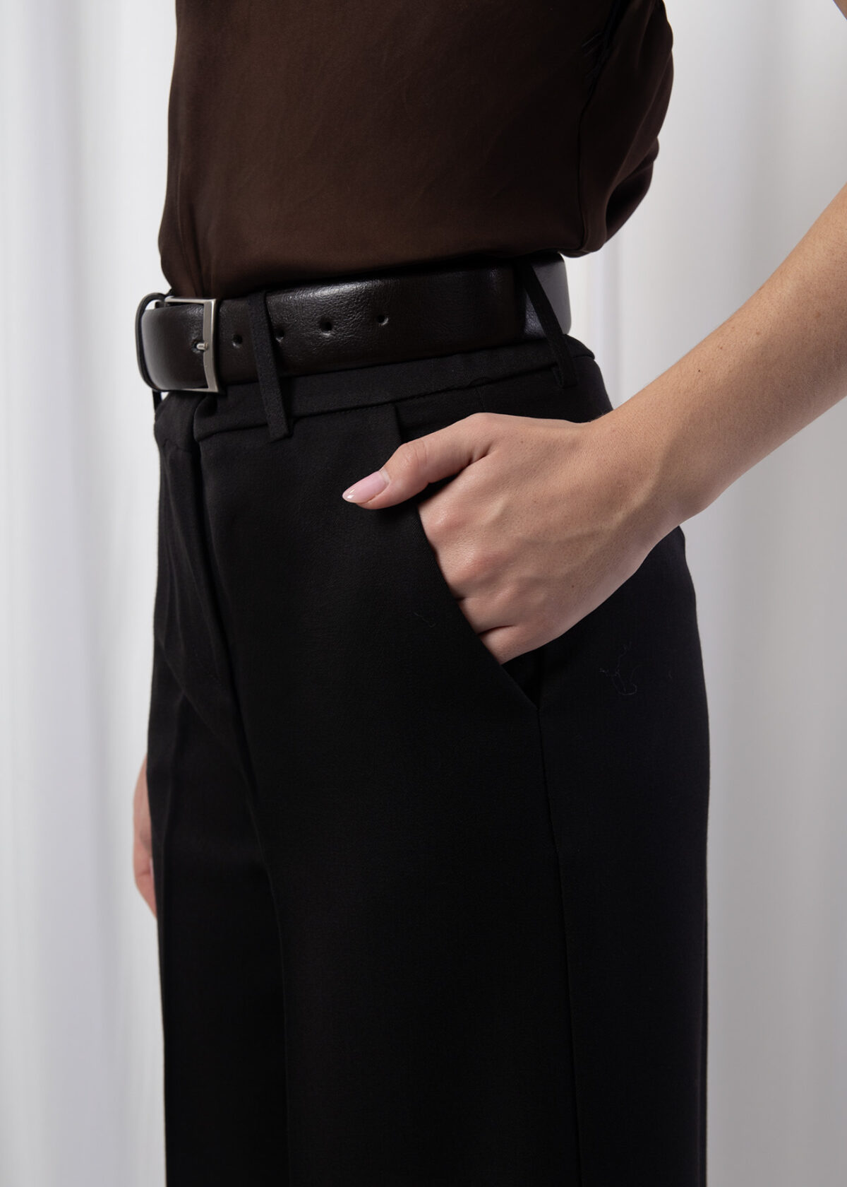 Tailored Straight Bermuda - Image 4